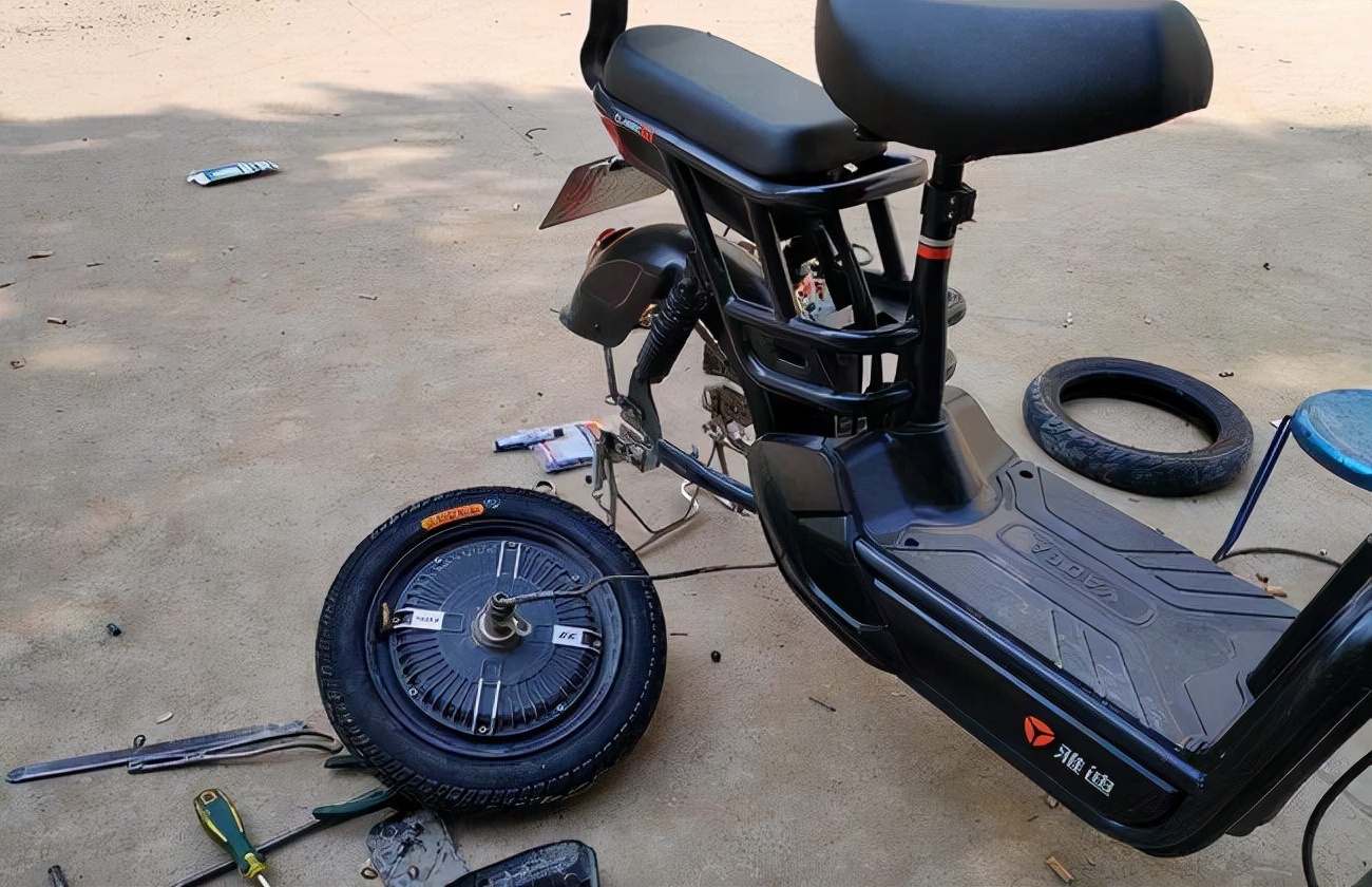 电动车更换轮胎服务案例 电动车更换轮胎服务案例